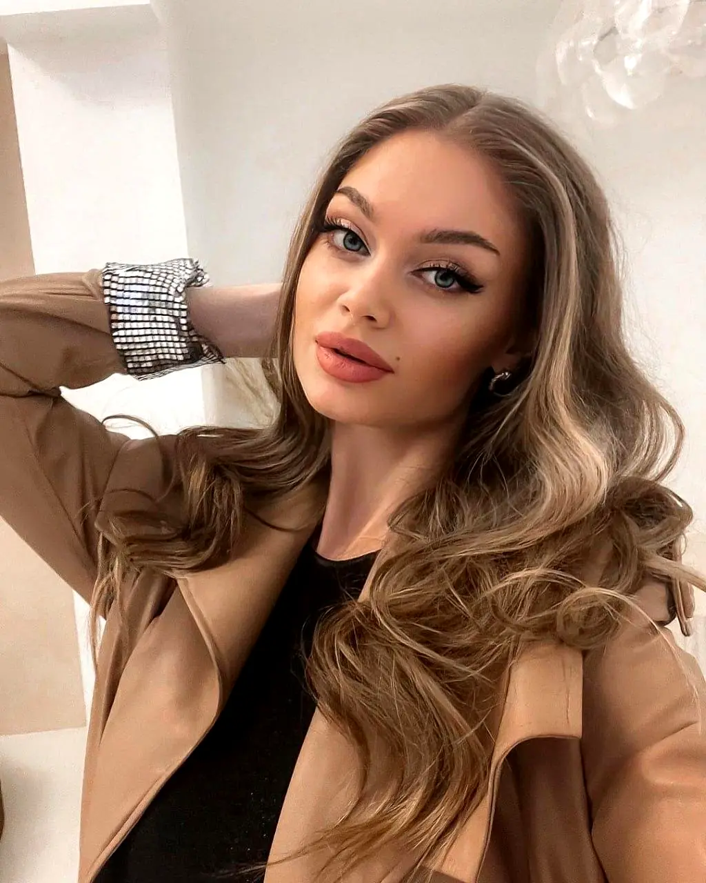 Эскортница Ангелина, возраст – 31, вес 57, размер груди – 3