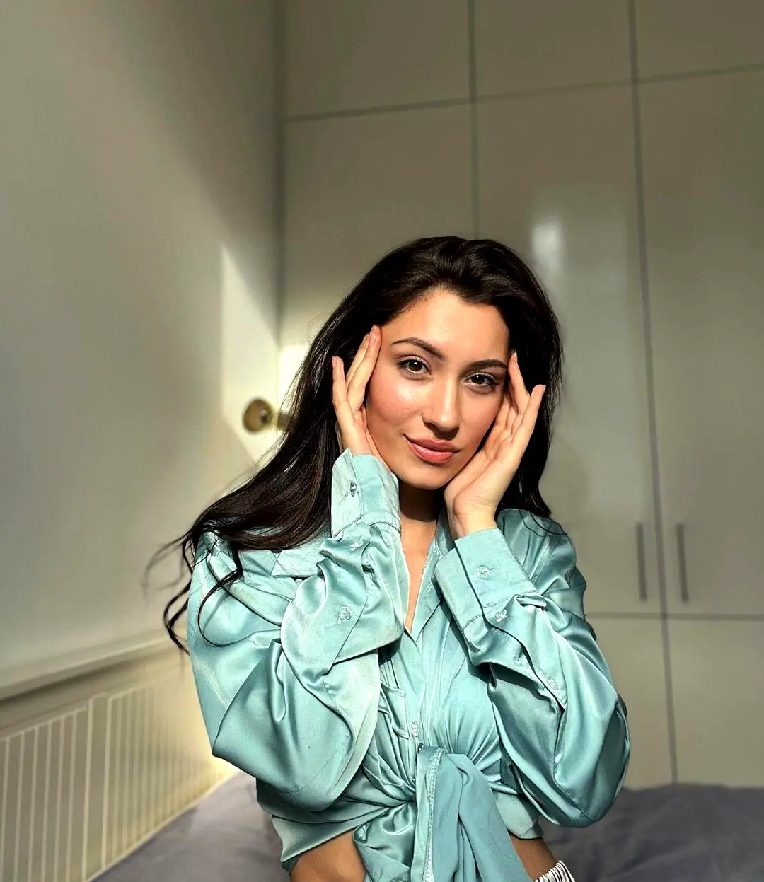 Эскортница Мила, возраст – 29, вес 65, размер груди – 2