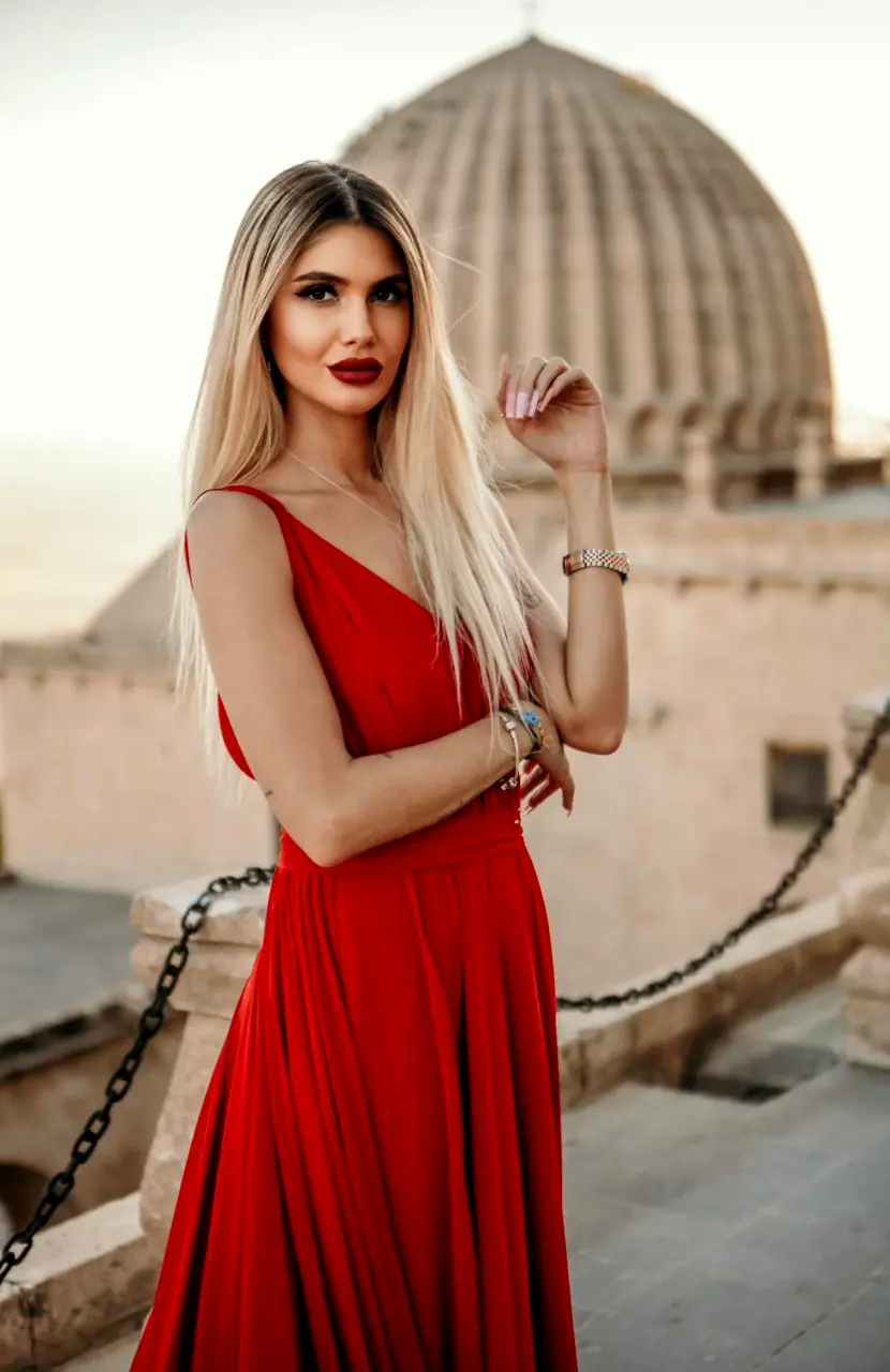 Эскортница Яна, возраст – 30, вес 52, размер груди – 1