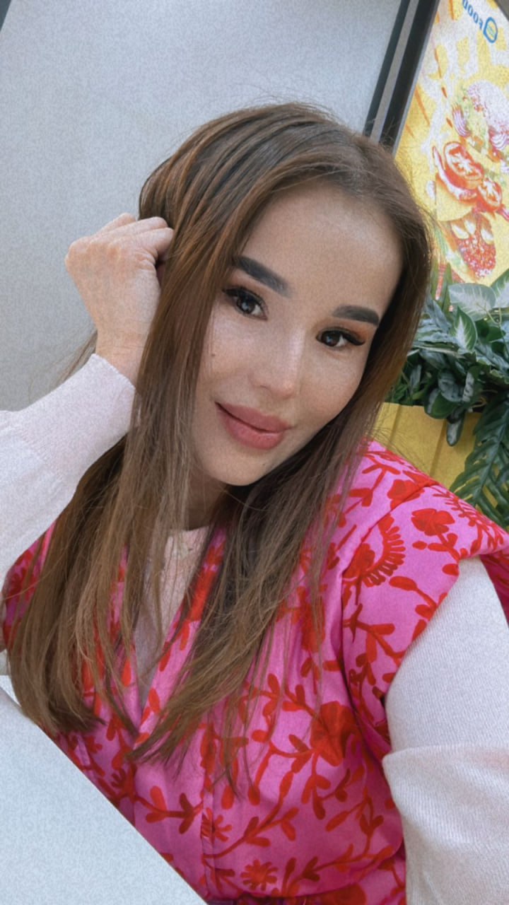 Эскортница Авери, возраст – 25, вес 49, размер груди – 1