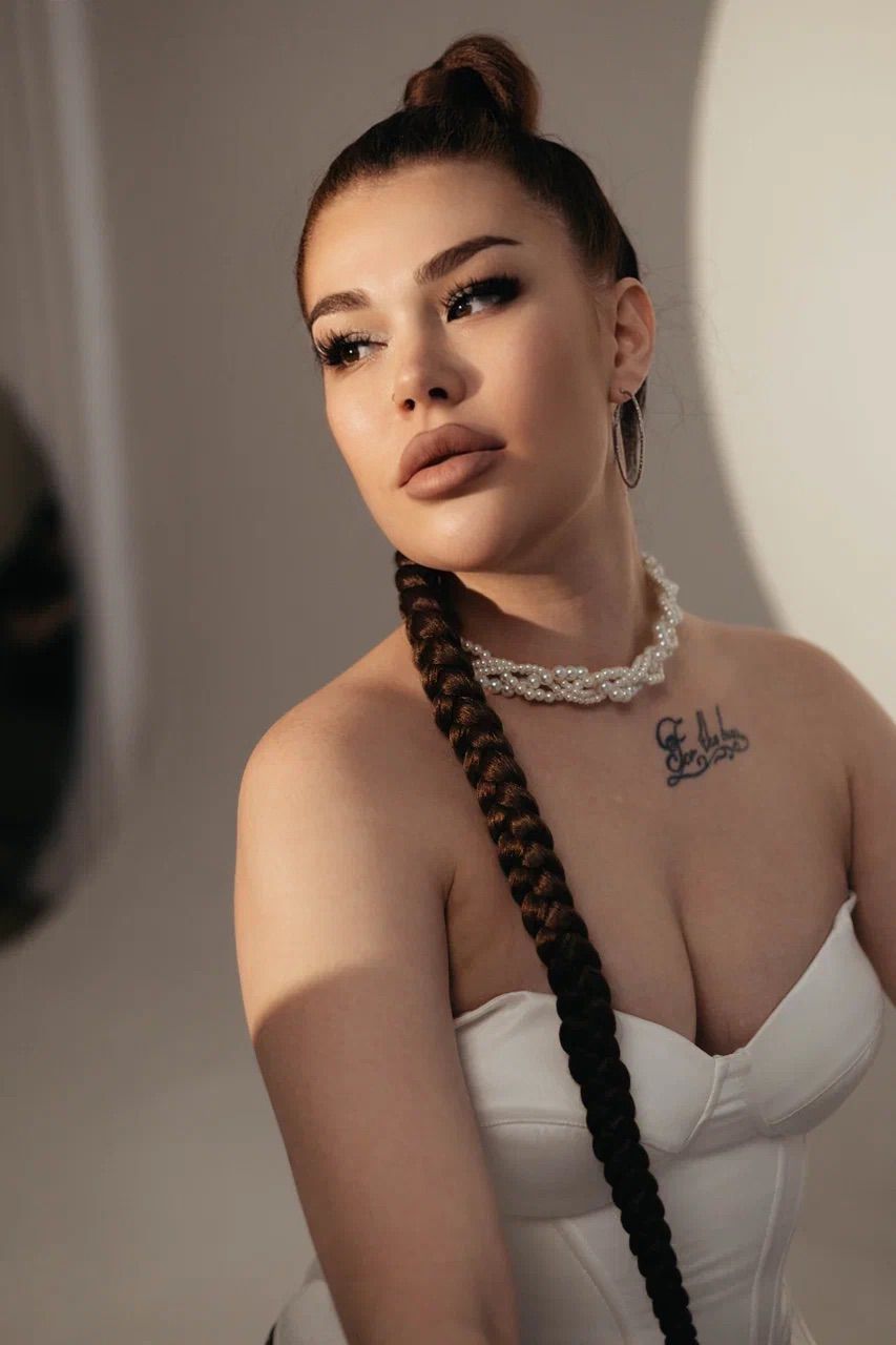 Эскортница Алана , возраст – 25, вес 69, размер груди – 2