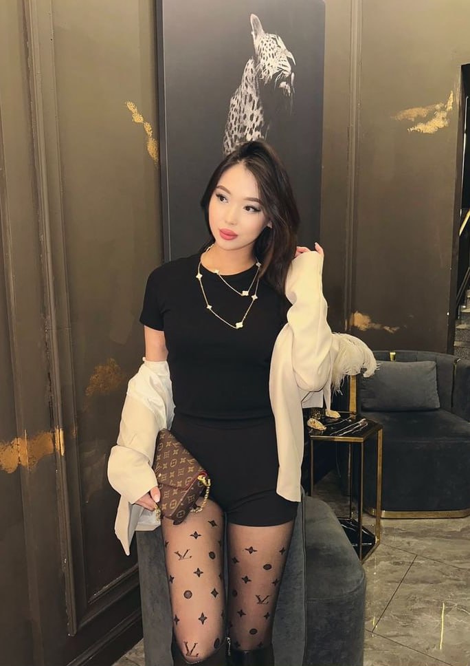 Эскортница Гулим, возраст – 21, вес 55, размер груди – 2