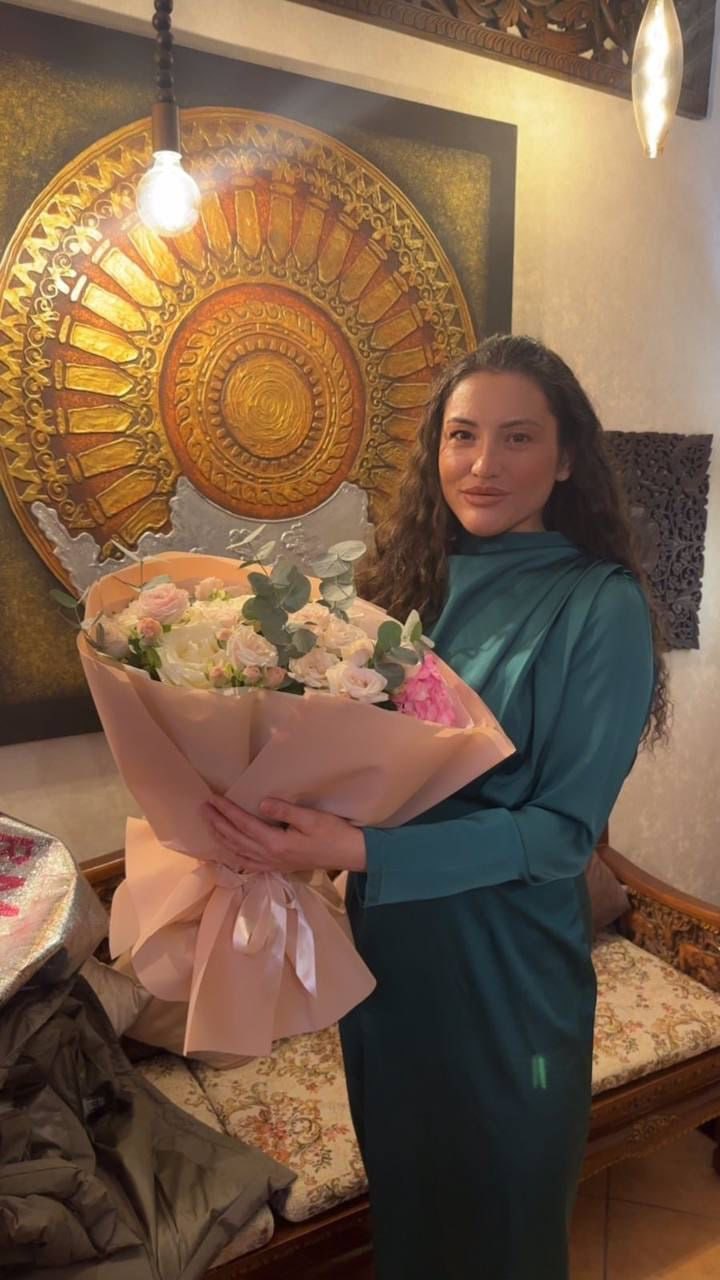 Эскортница Карина Карина , возраст – 32, вес 63, размер груди – 2