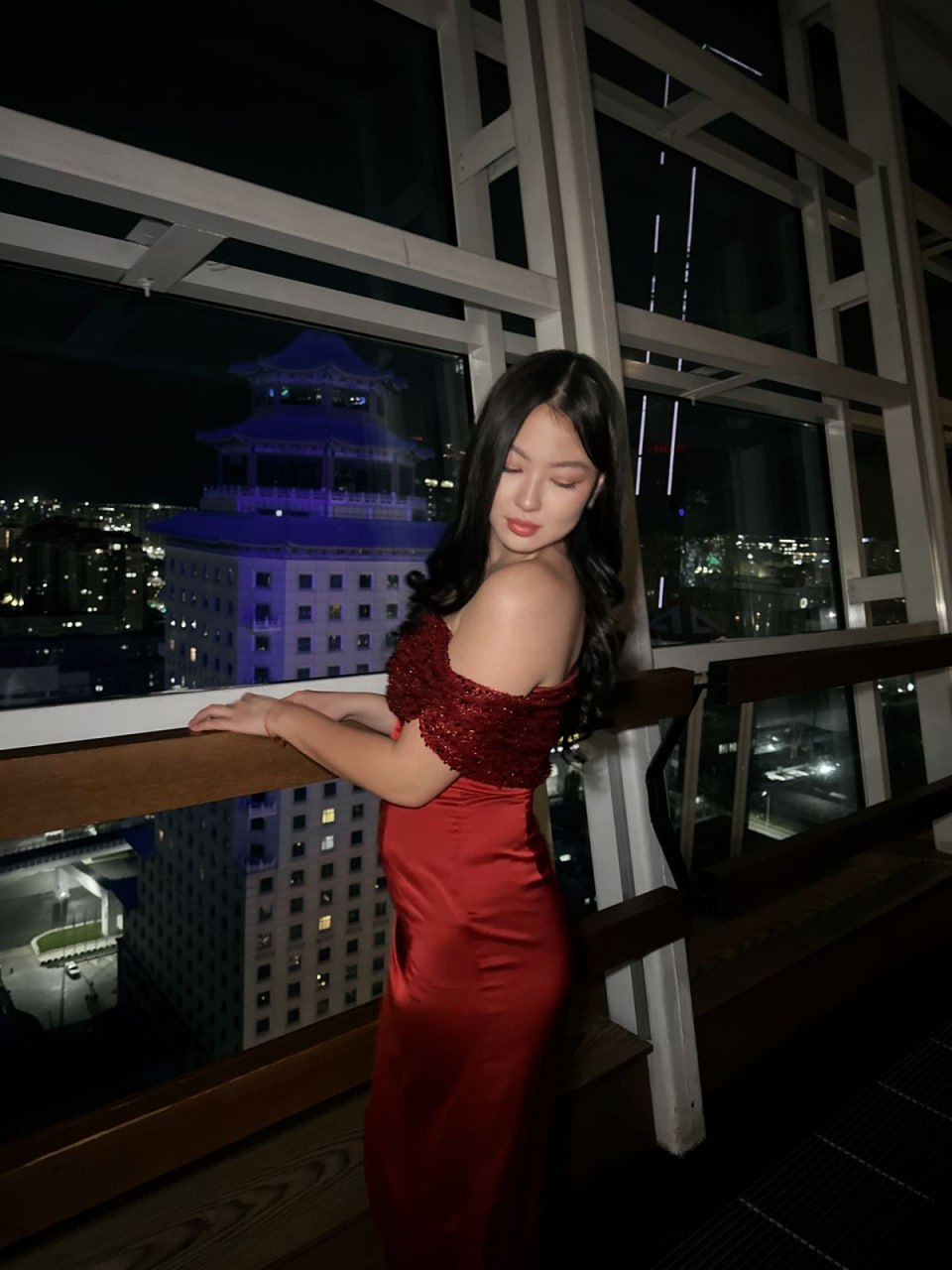 Эскортница Селим, возраст – 18, вес 60, размер груди – 2