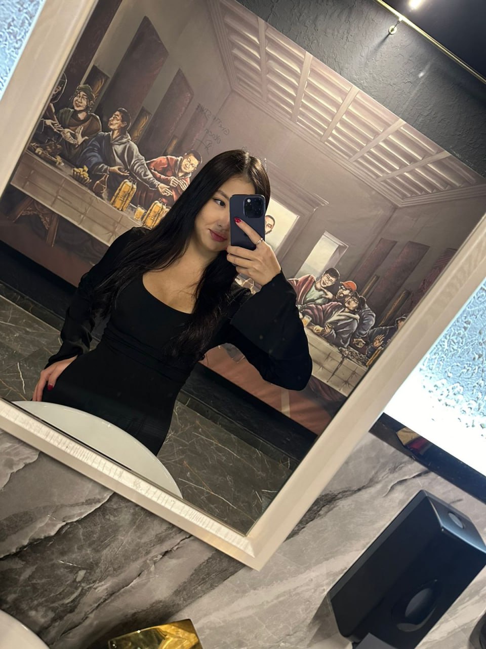 Эскортница Селим, возраст – 18, вес 60, размер груди – 2