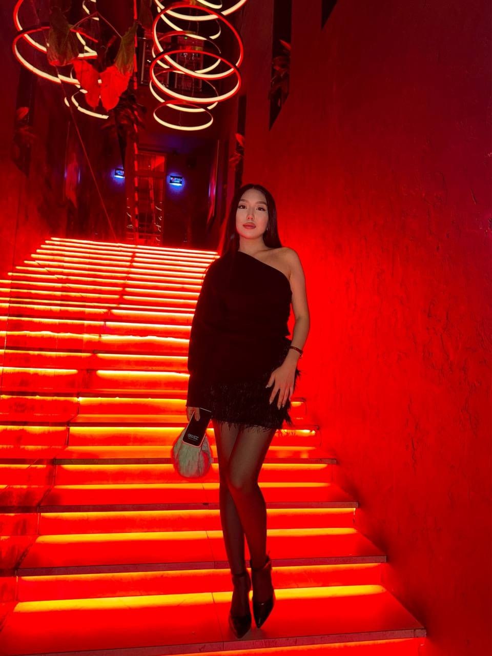 Эскортница Камилла, возраст – 21, вес 50, размер груди – 2