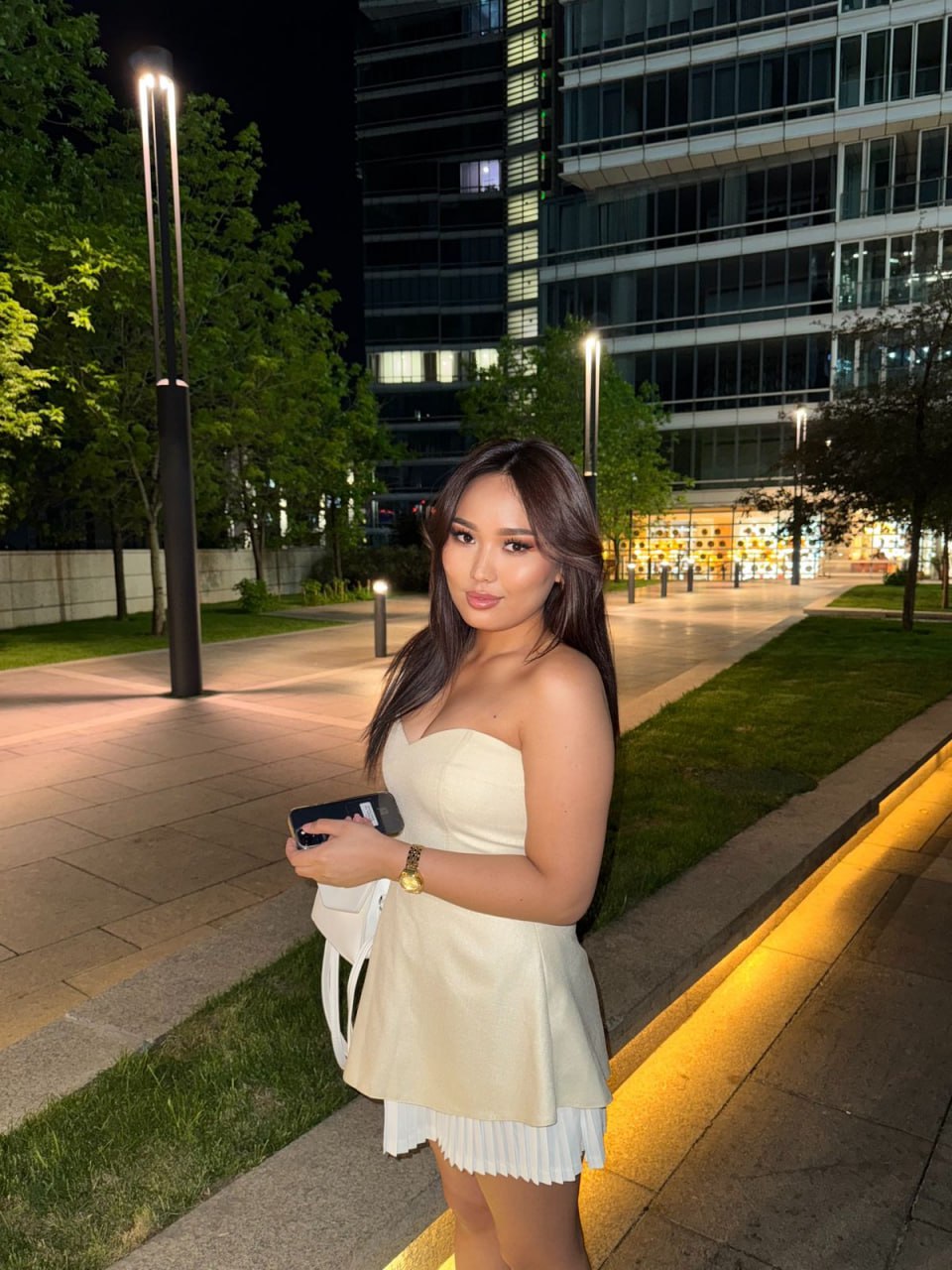 Эскортница Айда, возраст – 23, вес 61, размер груди – 2