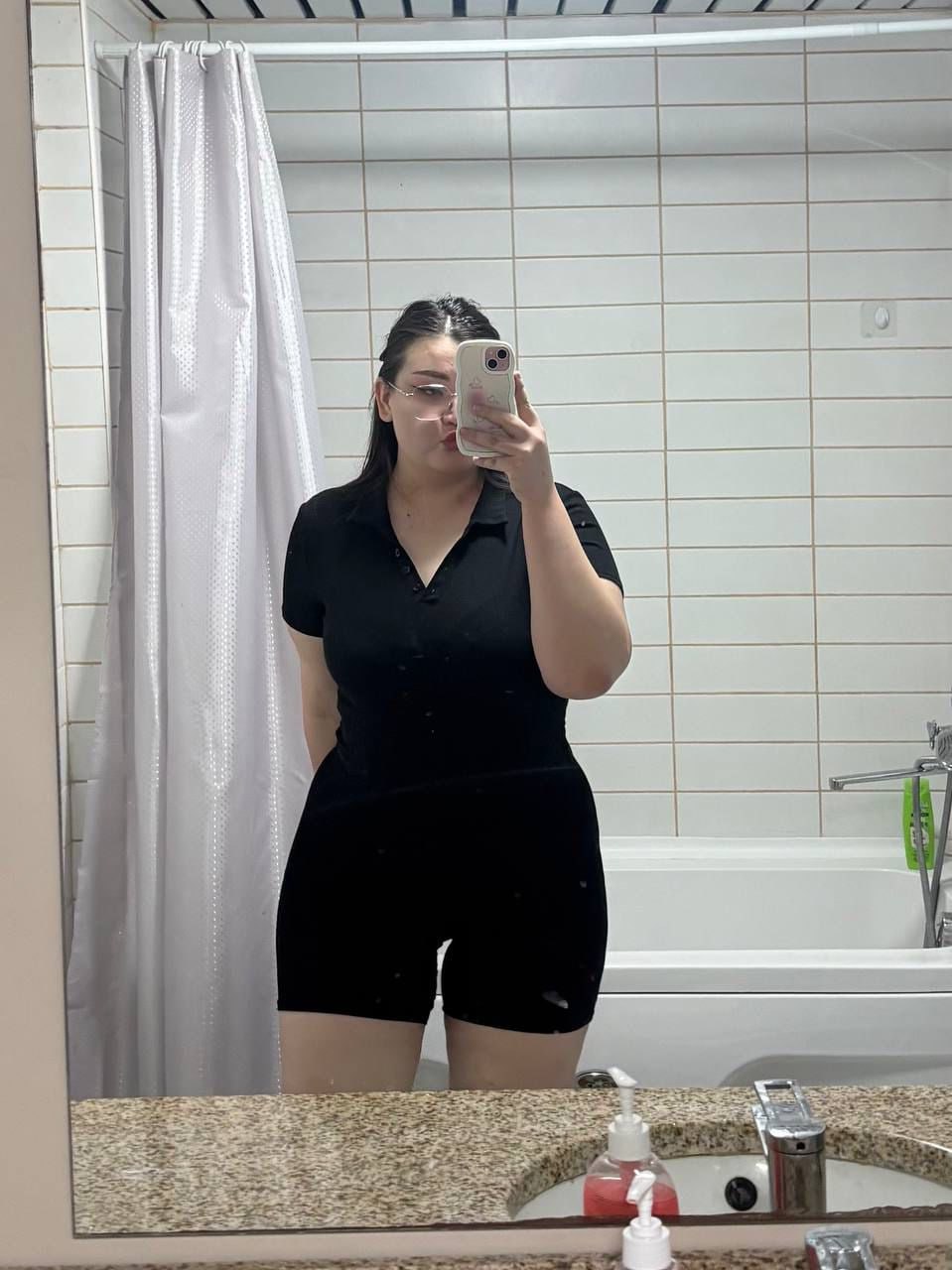 Эскортница Даяна, возраст – 20, вес 92, размер груди – 3