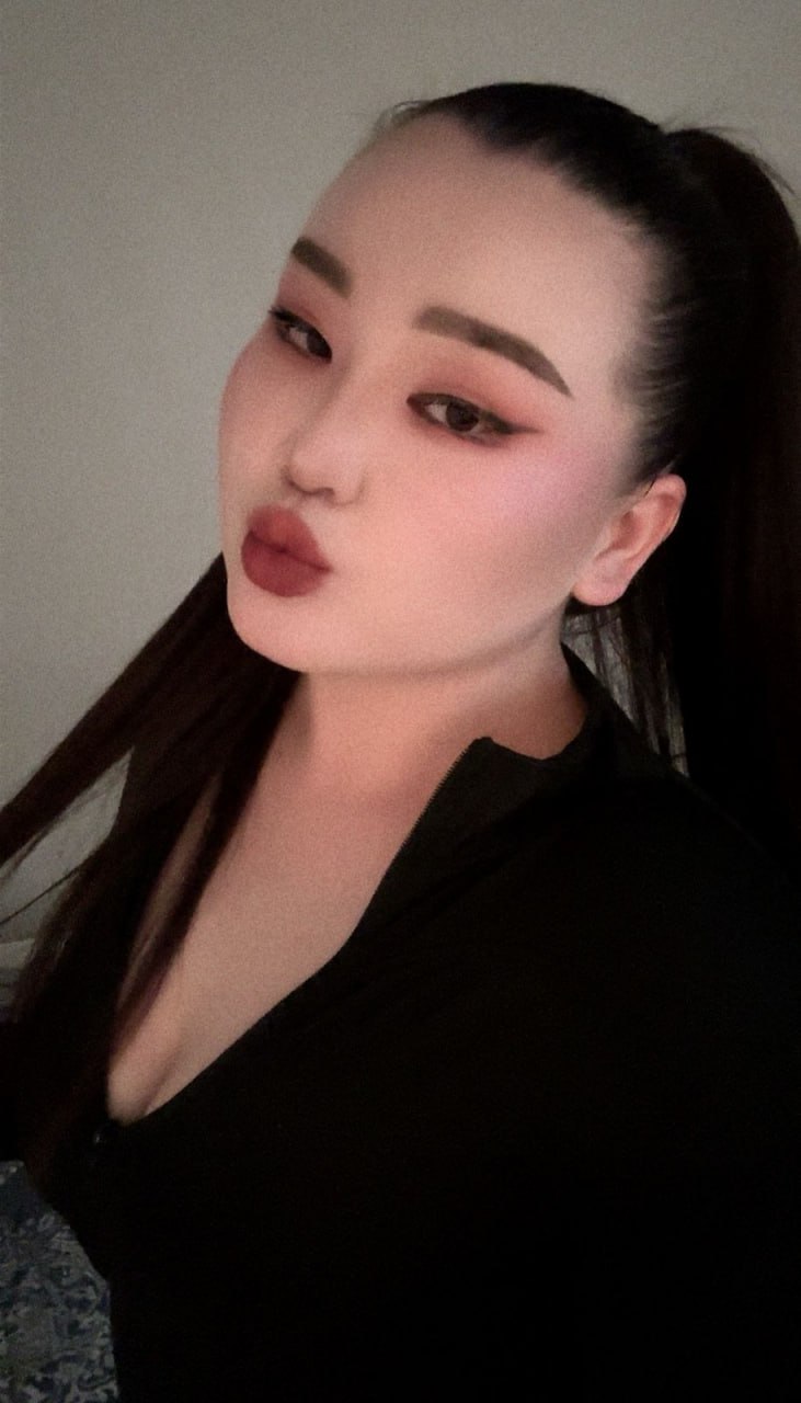 Эскортница Даяна, возраст – 20, вес 92, размер груди – 3