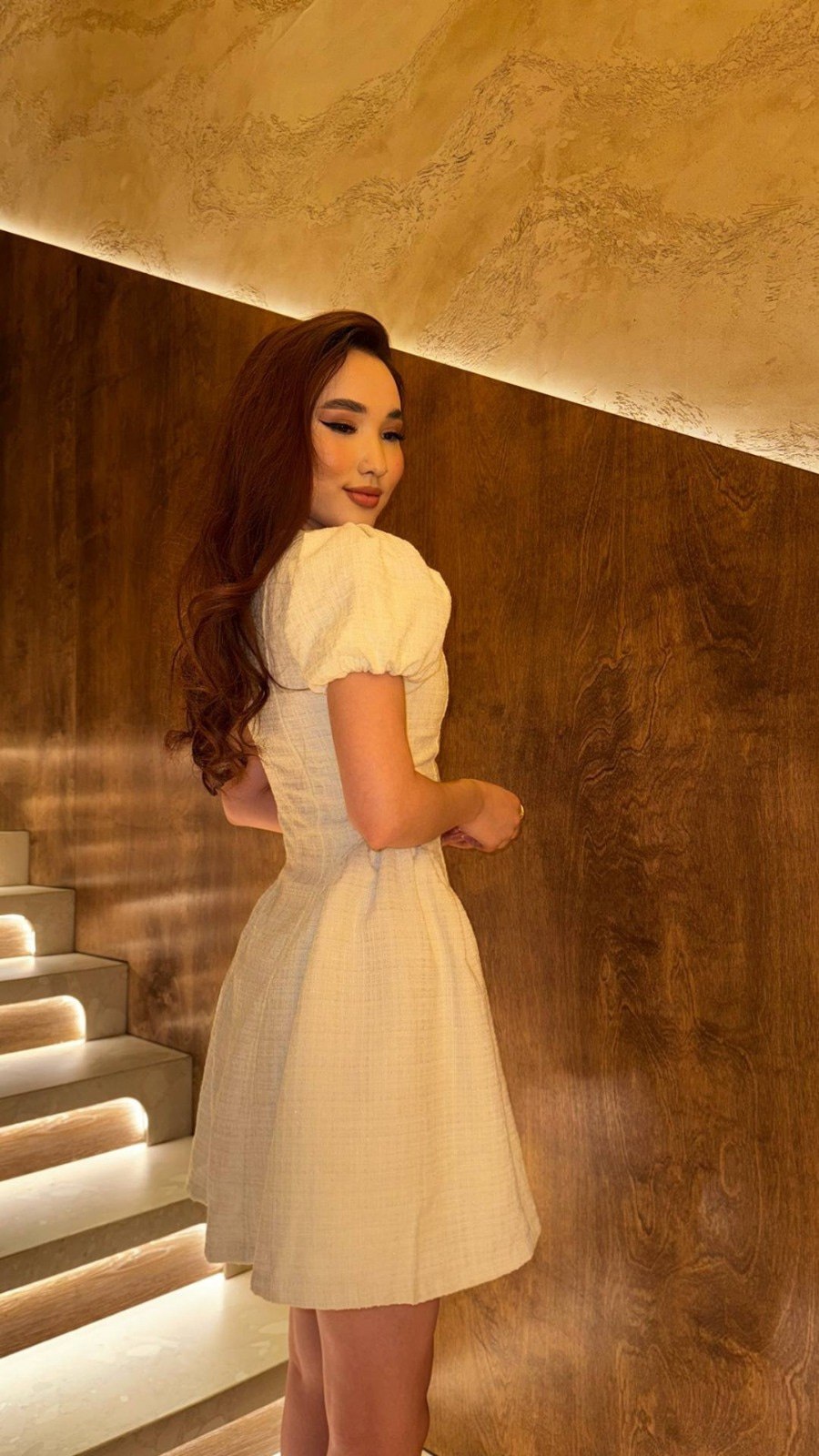 Эскортница Мадина, возраст – 22, вес 50, размер груди – 2