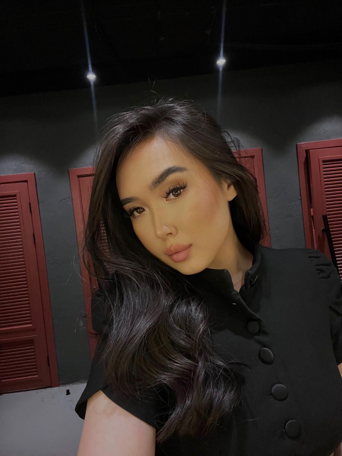 Эскортница Дана, возраст – 20, вес 69, размер груди – 3