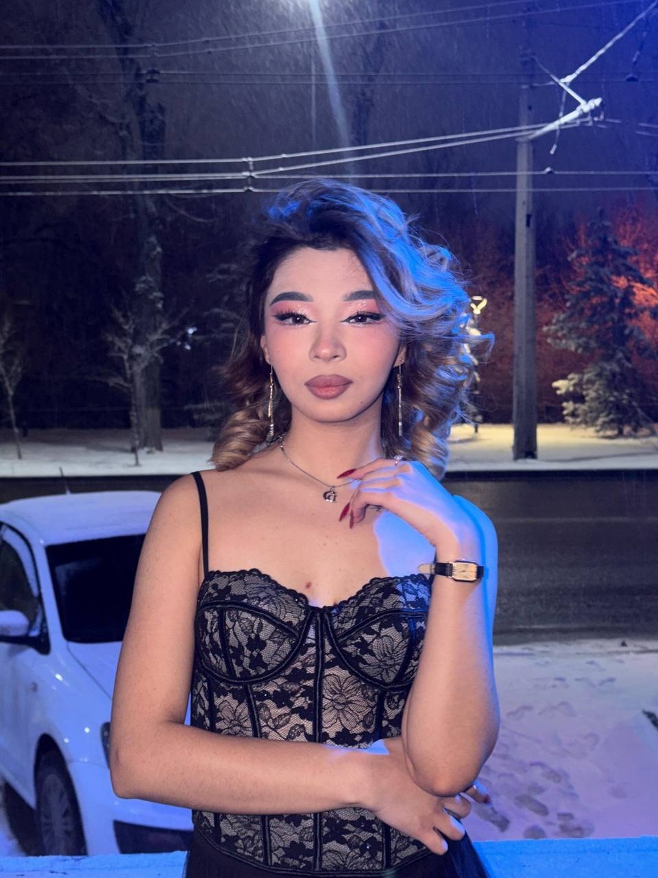 Эскортница Мулан, возраст – 20, вес 45, размер груди – 