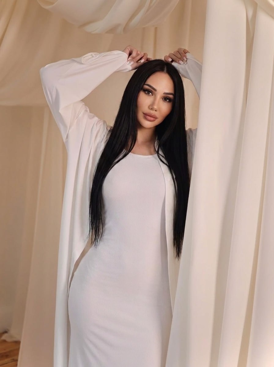 Эскортница Самия, возраст – 27, вес 64, размер груди – 2